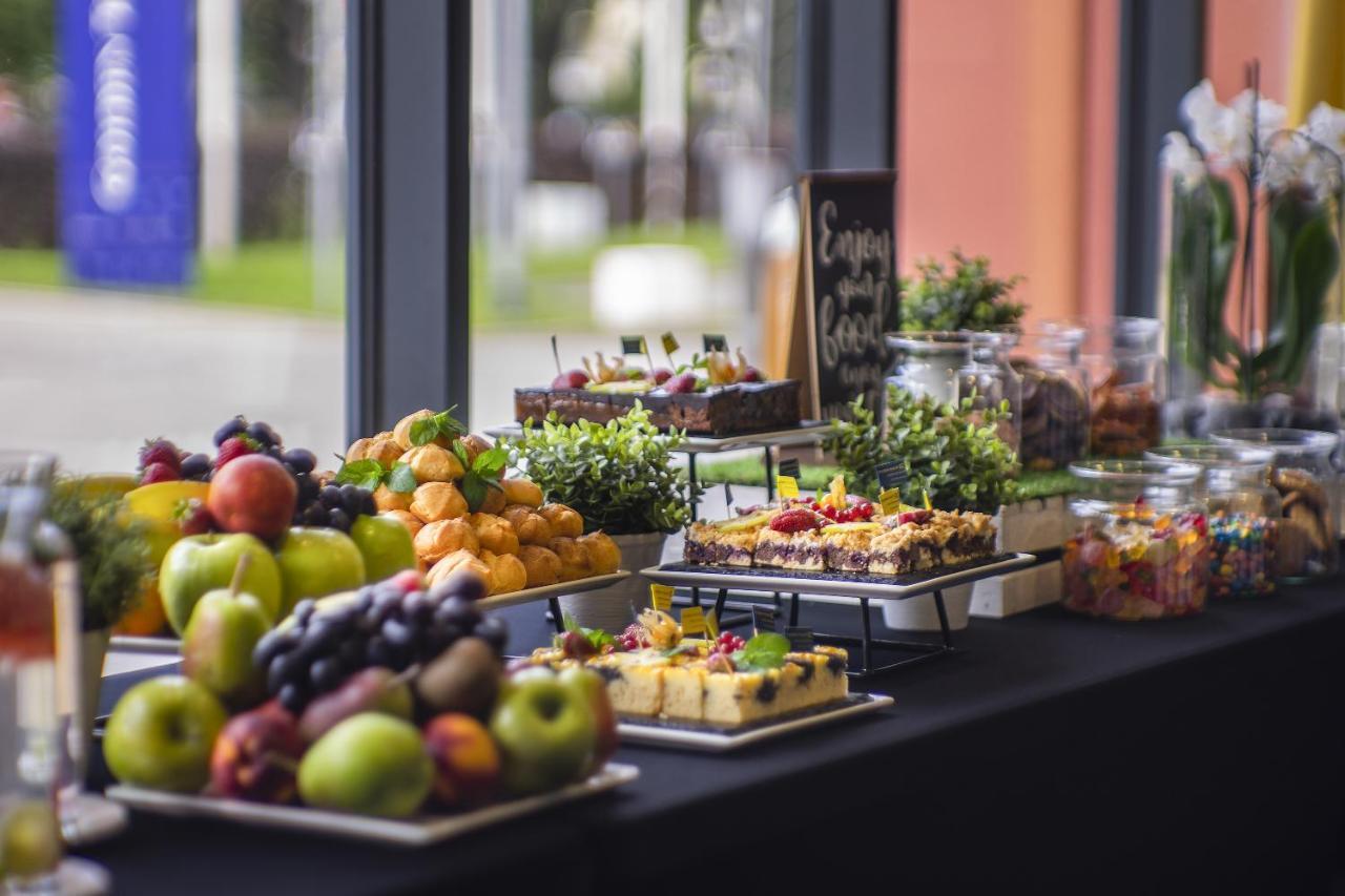 Golden Tulip Gdansk Residence Ngoại thất bức ảnh